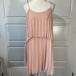 BCBGeneration Pleated Layered Dress Spaghetti Strap Rose Smoke Size S‎